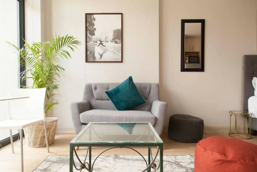 Four Seasons Apartments Cape Town Bagian luar foto