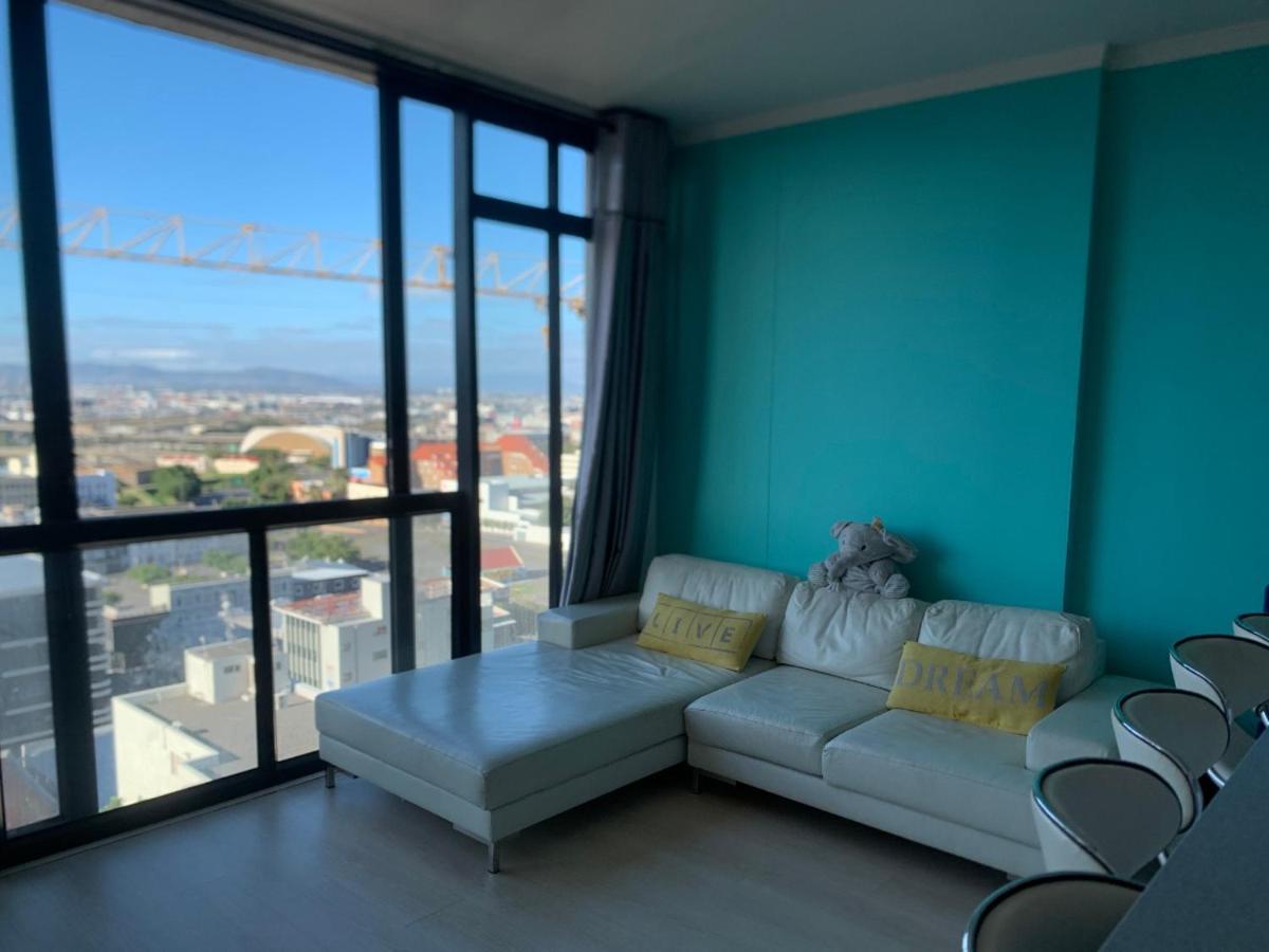 Four Seasons Apartments Cape Town Bagian luar foto