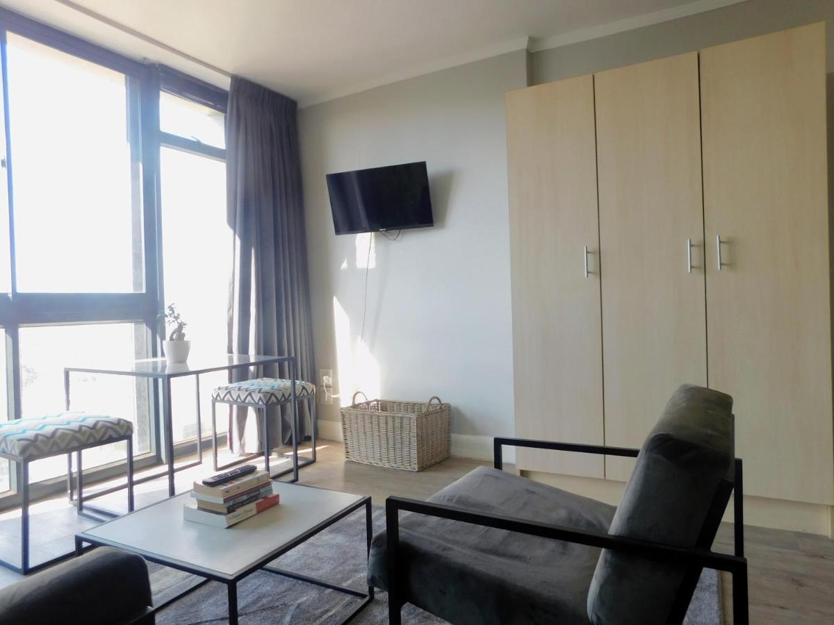 Four Seasons Apartments Cape Town Bagian luar foto