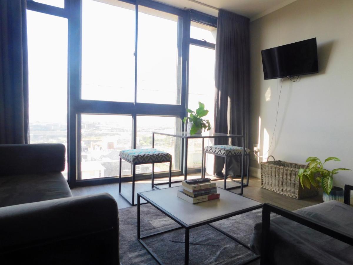 Four Seasons Apartments Cape Town Bagian luar foto
